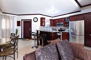Loft - Sleeps 4 - Parking - Balcony