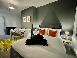 Molly Central House