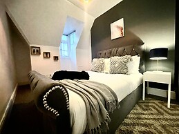Molly Central House