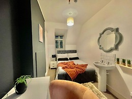 Molly Central House