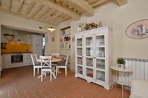 Ginepro Grillo in Camaiore