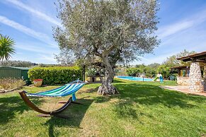 La Casa Sulla Roccia Trulli Pool