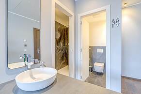 Icon H 506 Suite Business