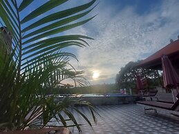 Innora Jungle Resort and Spa