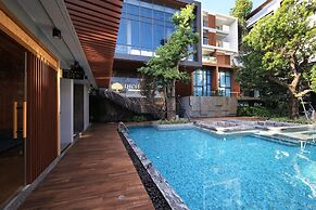 RICHMANN RESORT HOTEL HATYAI