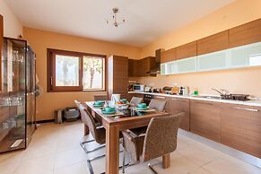 Harbour Views Gozitan Villa Shared Pool