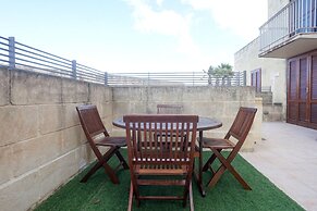 Harbour Views Gozitan Villa Shared Pool
