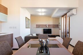 Harbour Views Gozitan Villa Shared Pool