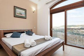 Harbour Views Gozitan Villa Shared Pool