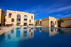 Harbour Views Gozitan Villa Shared Pool
