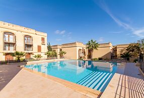 Harbour Views Gozitan Villa Shared Pool