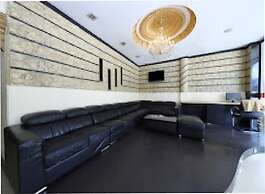 GOLDEN PALACE HOTEL