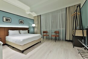 EA Exclusive Hotel