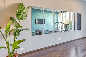 Icon H 406 Suite Business