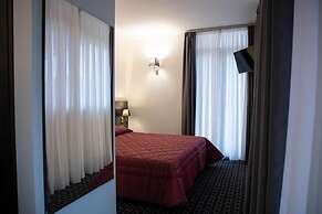 Gemelli Hotel