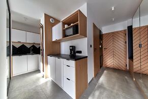 Tatra Square Apartments