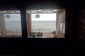 Maritinas Stone Apartment On The Beach