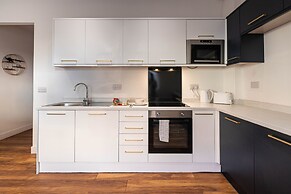 Manhattan Luxury Suites