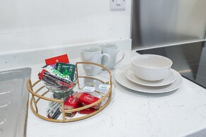 Manhattan Luxury Suites