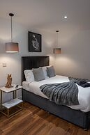 Manhattan Luxury Suites