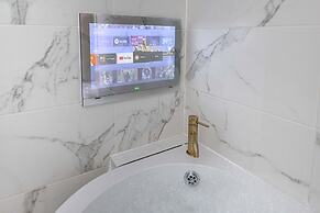 Manhattan Luxury Suites