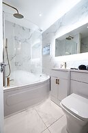 Manhattan Luxury Suites
