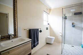 Fairview Crescent 03 by CTHA