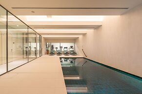 Luster Hotel
