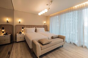 Luster Hotel