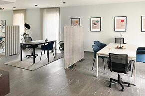 Icon H 401 Suite Business