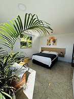 LA MADRIGUERA HOTEL