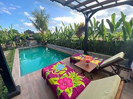 Shivananda Antique Villas by EPS