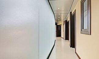 Itsy Hotels Sapphire Residency