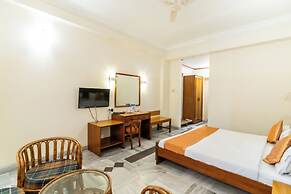 Hotel Kant Palace