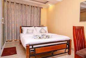 TRIPLINQ HOTEL & RESORT