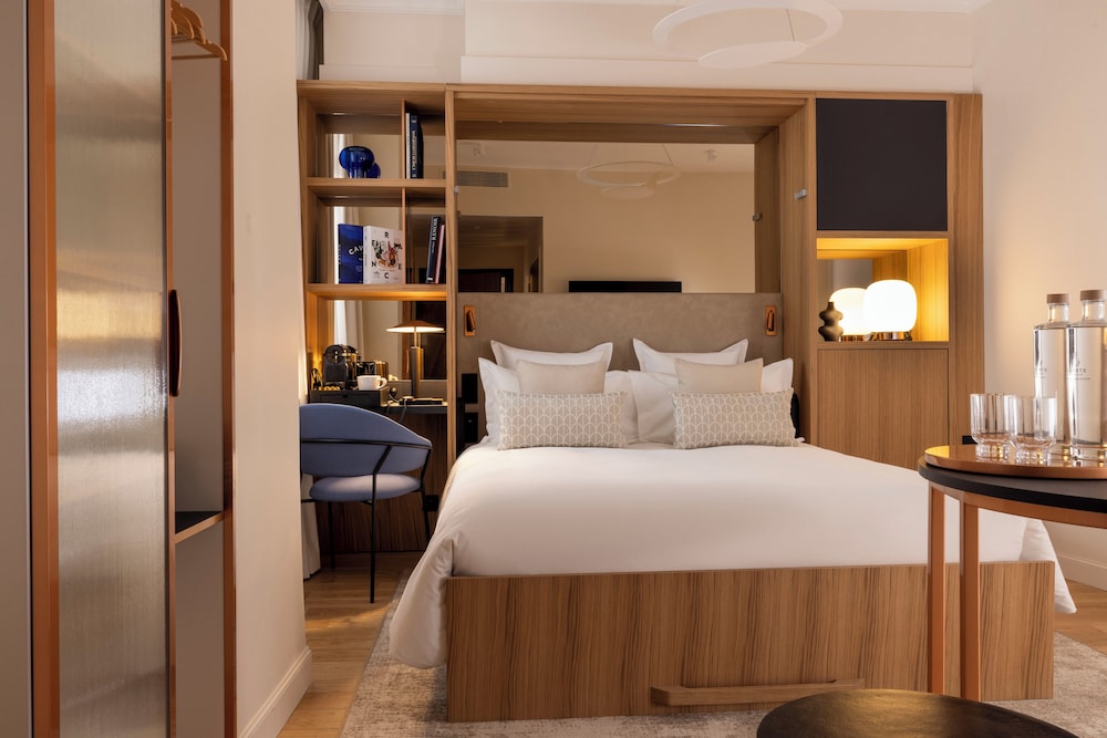 Alberte Hotel