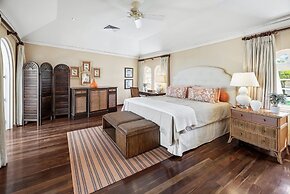 Wild Cane Ridge 2 by Island Villas