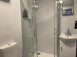 LilyRose Hotel