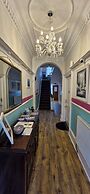LilyRose Hotel