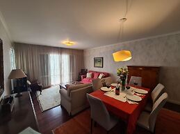 Seaside Escape - 3 Bedroom Apartment Sleeps 6
