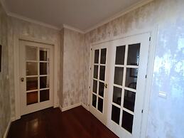 Seaside Escape - 3 Bedroom Apartment Sleeps 6