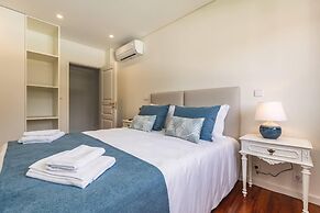 6-bed House - Sleeps 12 - Pool, Bbq, Pool Table