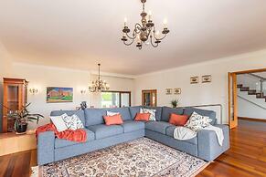 6-bed House - Sleeps 12 - Pool, Bbq, Pool Table