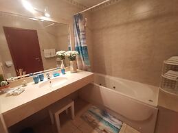 Oliveira's Atlantic View - 2 bed apt Sleeps 6