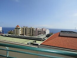 Oliveira's Atlantic View - 2 bed apt Sleeps 6