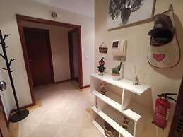 Oliveira's Atlantic View - 2 bed apt Sleeps 6