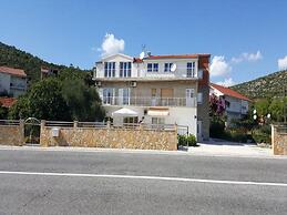 Apartments Semafor