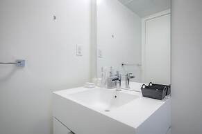 Waterfront Luxury Suites
