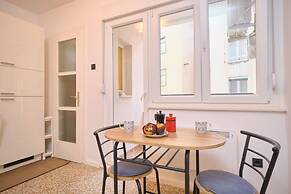 Bacci Central 2-Bedroom Apartment by Litto