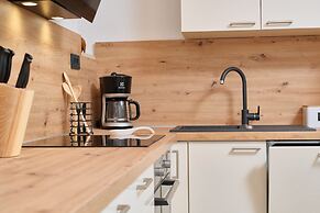 Bacci Central 2-Bedroom Apartment by Litto